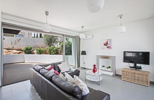 Latchi Villa | Jenny Villa 23