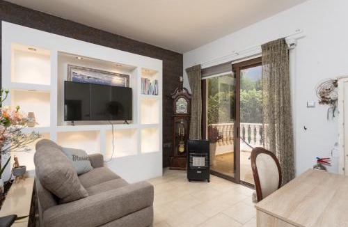 Pomos Villa | Villa Beach Heaven