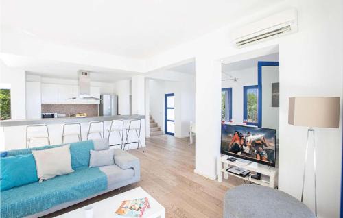 Protaras House | Awesome home in PROTARAS with WiFi, Swimming pool and 4 Bedrooms