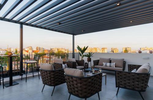 Limassol Apartment | Stunning and centrally located vacation apartment for up to ten All yours