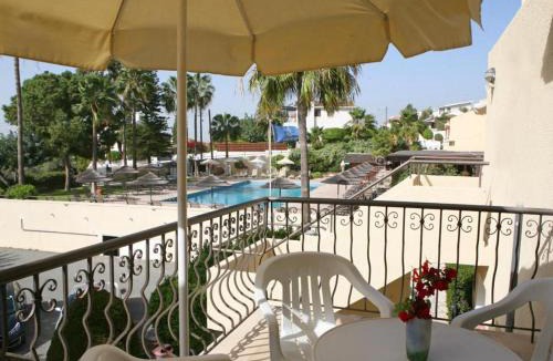Erimi Apartment | Adorable 1-bedroom holiday apartment with balcony All yours