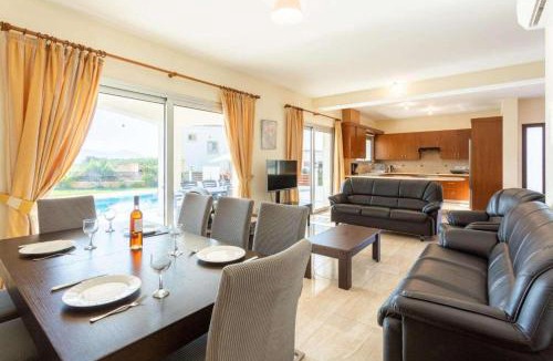 Polis Villa | Achileas Chrystalla