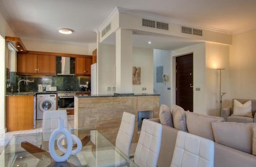 Neo Chorio Villa | Phaedrus Living Amorosa 13 Beachside Villa
