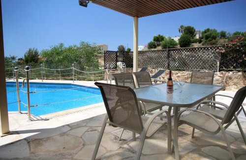 Tala Villa | Sea View 3 Bedroom Villa in Central Tala