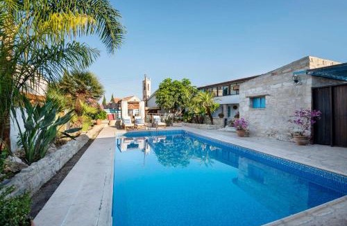 Pentakomo Apartment | Cottage Houses