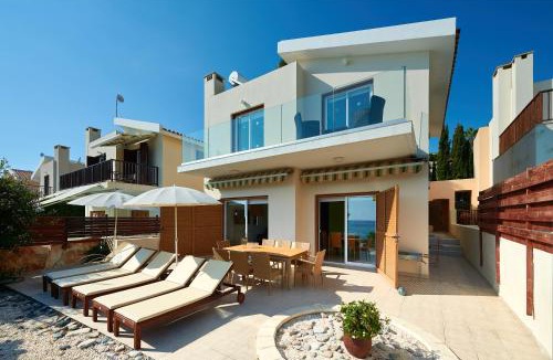 Pegeia Villa | Villa Azura Sunrise by Ezoria Villas