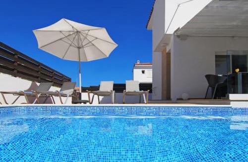 Pernera House | Villa Linda