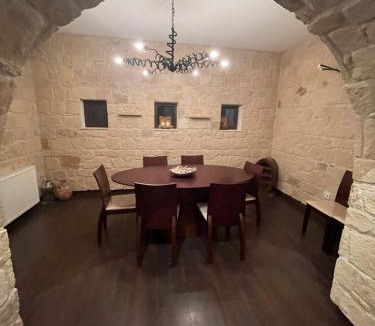 Souni-Zanakia Villa | Beautiful 4 bedroom Country house with stunning sea view
