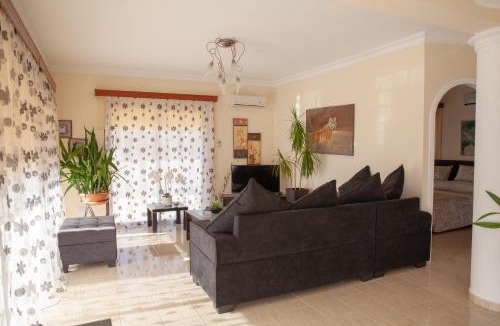 Chlorakas Villa | Villa Paradise
