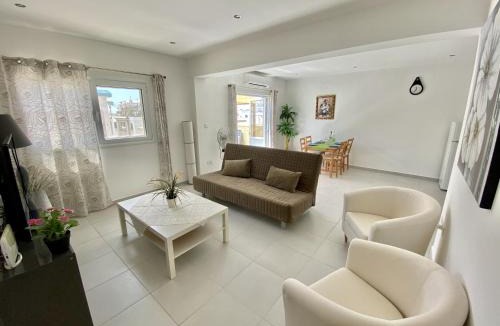 Ayia Napa Apartment | Moo Moo Apartment