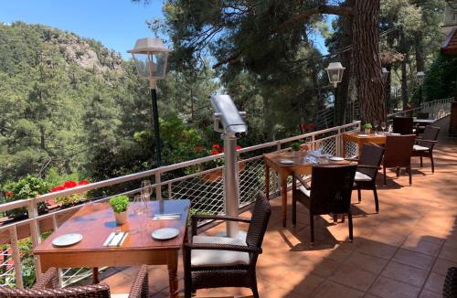 Platres Hotel | New Helvetia Historic Hotel