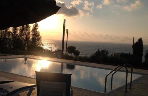 Latchi Villa | Pomos Idol Exceptional Beach Villa