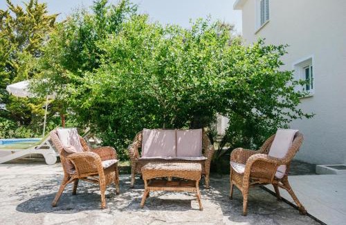 Pano Akourdalia House | Five Greeks 4 Bedroom Villa in Paphos