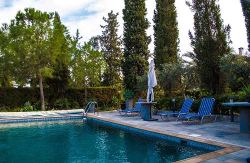 Geri Apartment | Idyllic studio with private pool