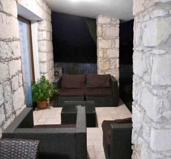 Lasa Villa | Lasa Black Rock villa