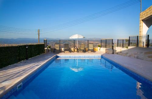 Theletra House | Valentine's House