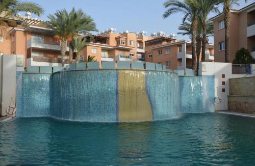 Universal Apartment | Iris Village