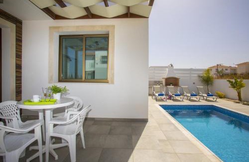 Paralimni Villa | Villa Levanda 31