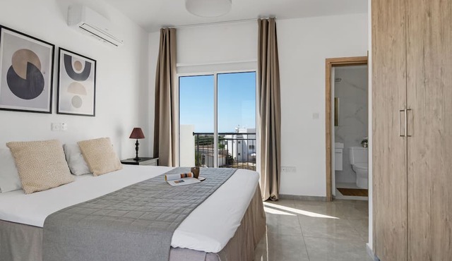 Sanders White Mountains - Vibrant Villa With Pool in Tremithousa
