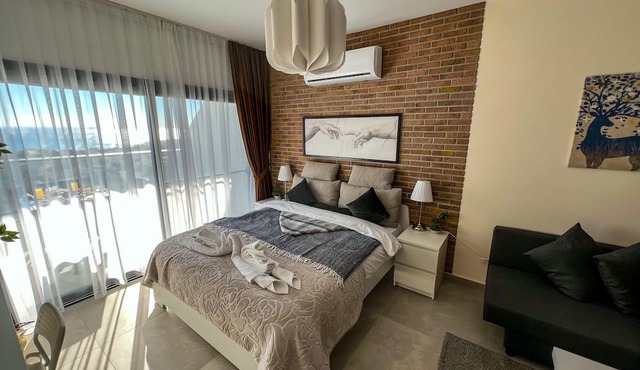 Isabella Pool Apartments in Gastria