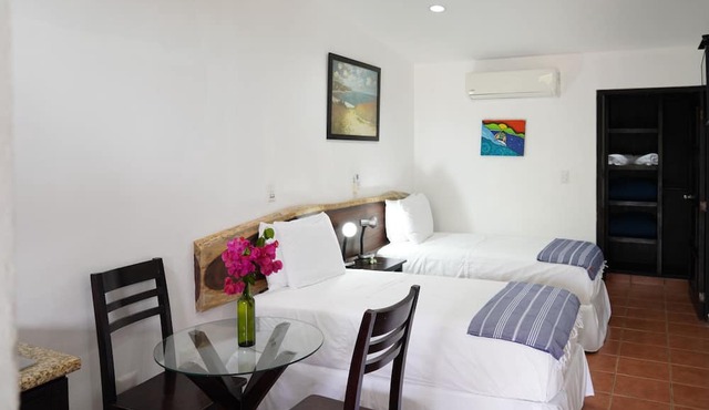 Hotel Ingigante in Tola