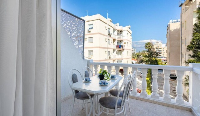 Groovy 1-Bedroom Apartment in Larnaca in Larnaca