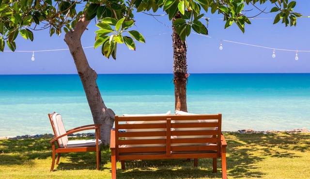 Villa Lela Pente Large Private Pool Walk to Beach A C Wifi Car Not Required Eco-friendly - 2167