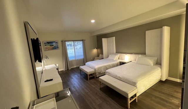 Aspire Inn & Suites Orange in Orange