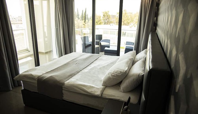 Jimmy's Suites in Larnaca