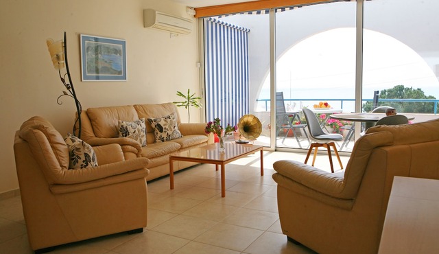 Ambelones Apartments in Pissouri
