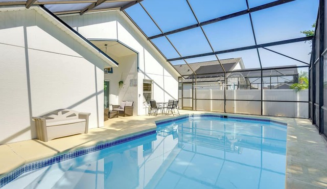 Sunny Skies & Disney Days: Davenport Home w/Pool! in Davenport