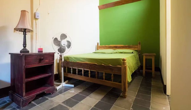 PURE Gym - Spa - Yoga - Lodging in Granada