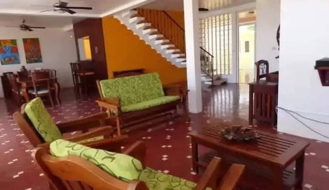 Beachfront House With Pool - Perfect for 12 People in León