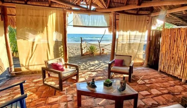 Somar Surf lodge in León