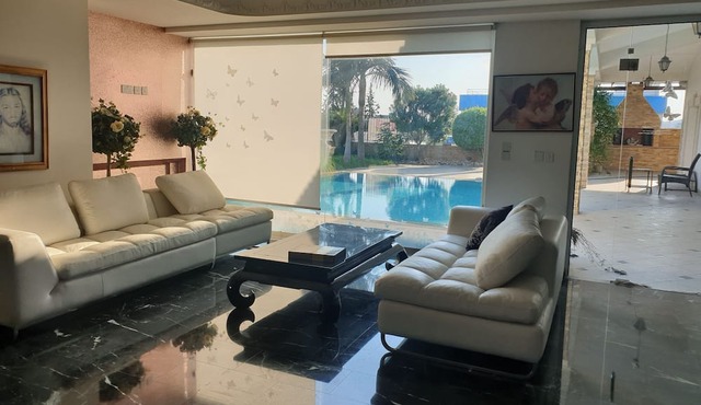 Beautiful spacious house with swimming pool in Limassol