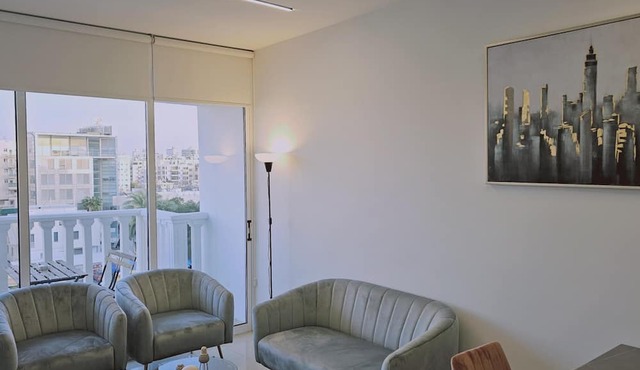 104 NIC - 403 Stay Cosmo City Suite in Nicosia
