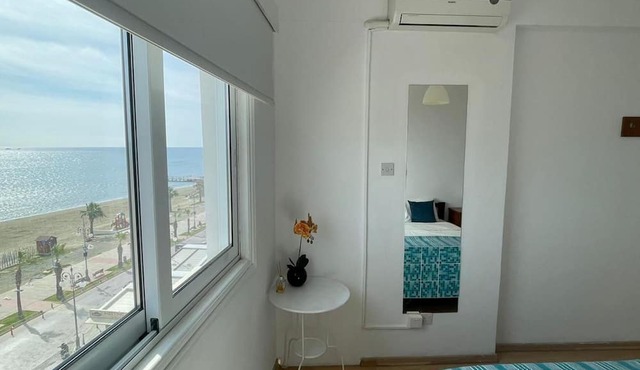 119 LCA - Stay Dreamy Seaside Apartment in Larnaca