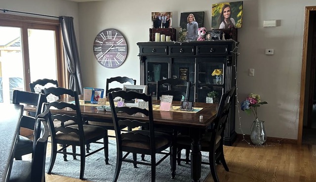 Looking for guests for THE DRAFT. Great location 20 minutes from Green bay! in Little Chute