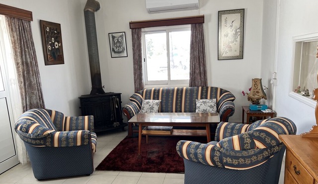 Countryside Family Holiday Home in Moni