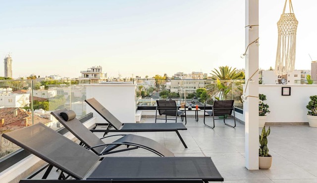 YAMAS Urban Living Spiridonons Sunny 1 BR in Limassol