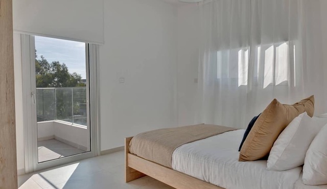 Phaedrus Living: Eolus Residences Aphrodite in Strovolos