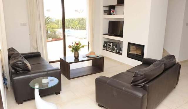 Platzia Beach Villas
