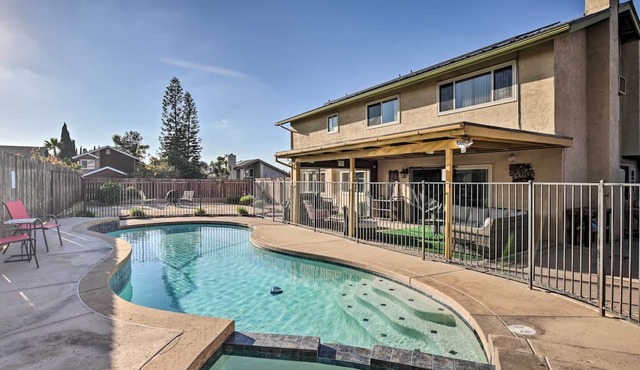 'Breeze By the Pool' Chula Vista Home w/Game Room in Chula Vista
