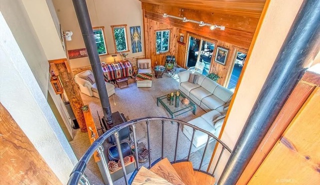 CASA de los ARBOLES! Delight & Solitude Abound in the "House of the Trees" in Idyllwild-Pine Cove
