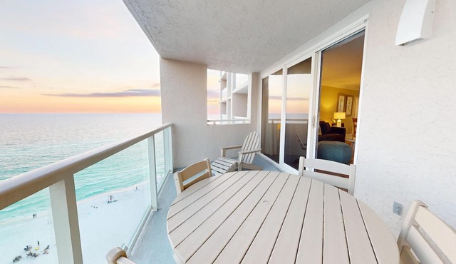 Beachside II 4351-GOLF CART INCLUDED! Memorizing beach views ~Perfect getaway in Miramar Beach