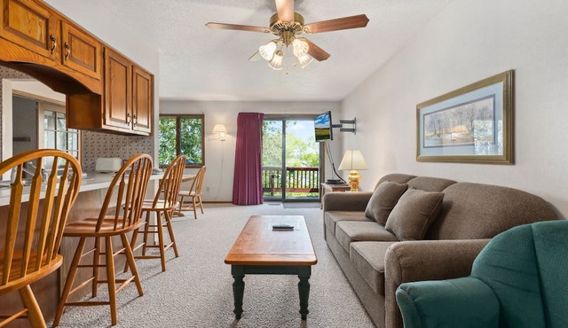 Lakeview 1BR Condo with Fireplace & Balcony in Breezy Point