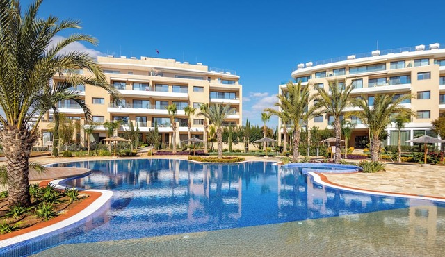 Sanders Limassol Park - Full Building