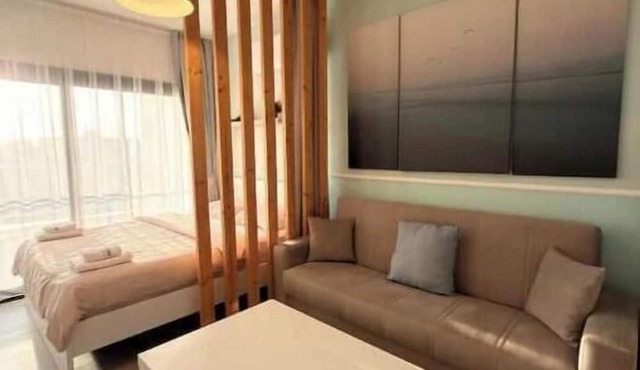 Stylish Studio Apartment with Pool View at Caesar Resort