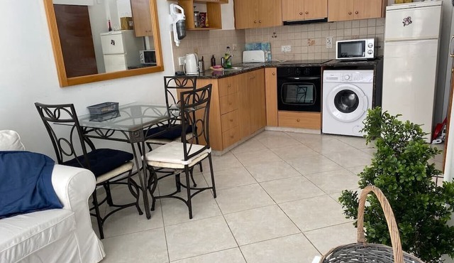 1-bedroom flat 100m from the beach in Tourist area