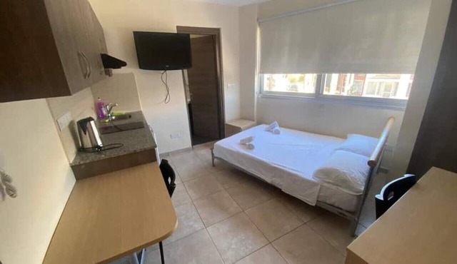 Modern studio in historic center near beach